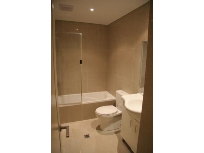 18/36-40 Gladstone Street, North Parramatta NSW 2151